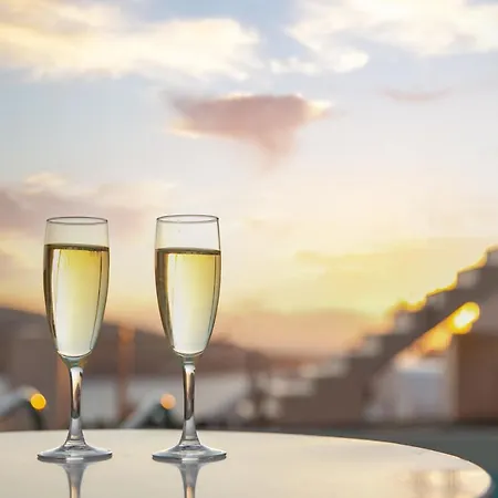 Mare (adults Only) Oia (Santorini)